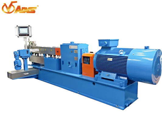 Guter Preis PE/PET-Füllmaschine Masterbatch Twin Screw Extruder Maschine 350 kg/h Leistung Online