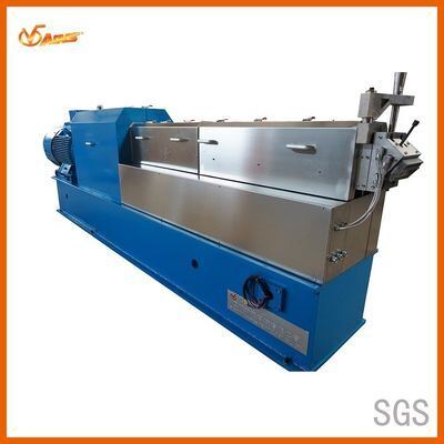 Guter Preis HPL40 Twin Screw Compounding Extruder mit 43 mm Abstand zum Mittelpunkt und 200-350 kg/h Leistung für die Vermischung von Kunststoffen Online